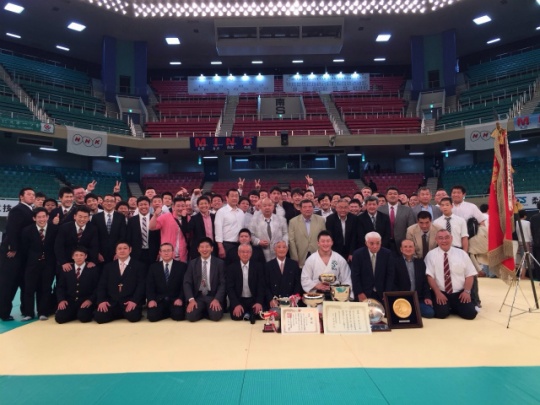 原沢　久喜（平成２７年卒）が全日本柔道選手権大会を制覇！！