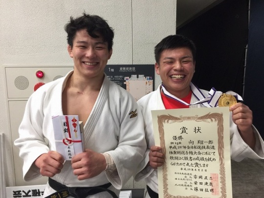 全日本選抜柔道体重別選手権大会、向　翔一郎（４年・９０キロ級）が初出場、初優勝！